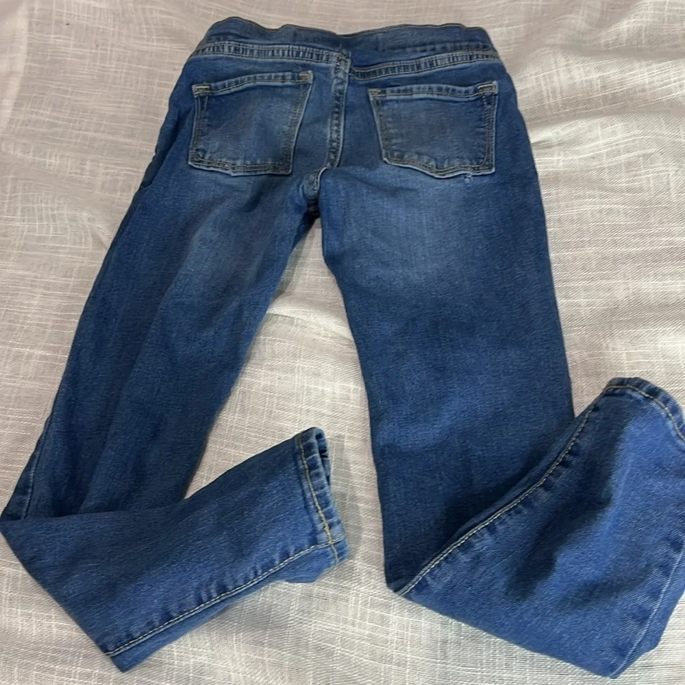 OLD NAVY PULL ON SKINNY JEAN